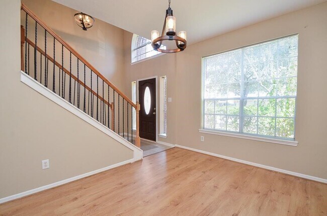 Foto del edificio - 1118 Cambrian Park Ct