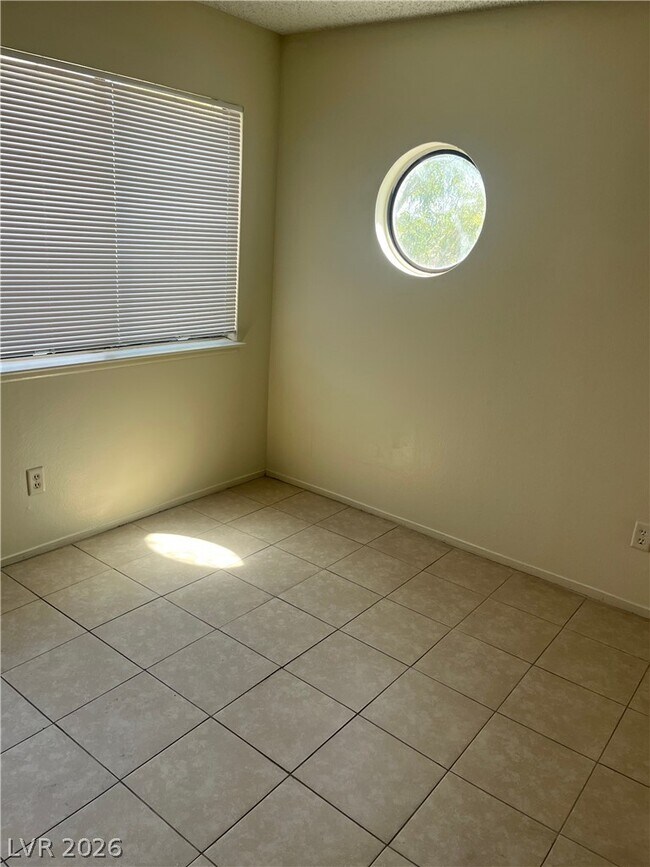 Building Photo - 3708 Scuba Cir