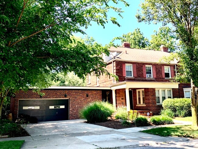 Building Photo - 2628 Traymore Rd