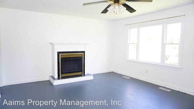 Building Photo - 3 br, 2 bath House - 734 Tupelo Circle