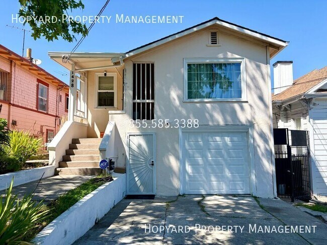 Foto del edificio - 1430 E 32nd St