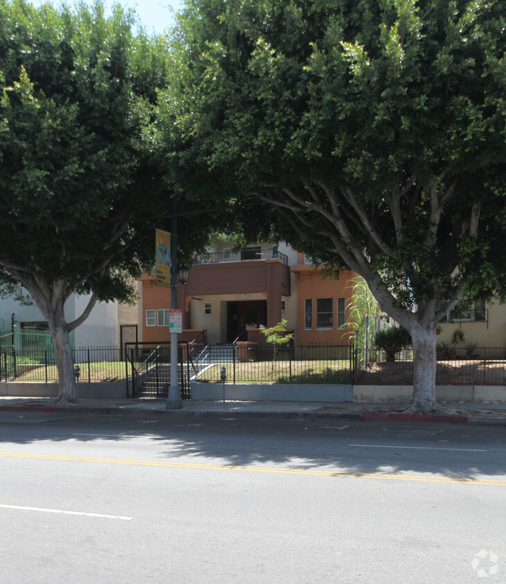 Primary Photo - 2308 W Pico Blvd