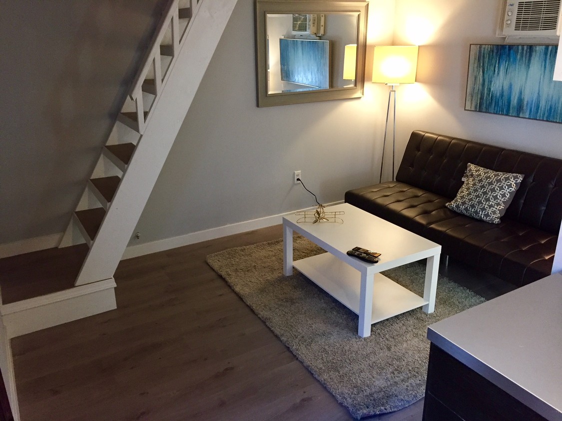 Living room - 14133 Tiara St