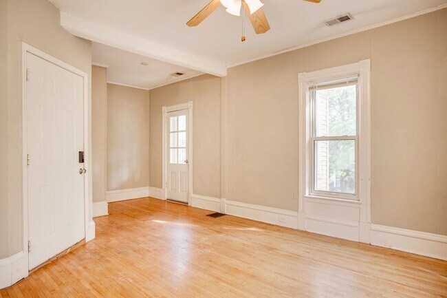 Foto del edificio - 3108 Colfax Ave S