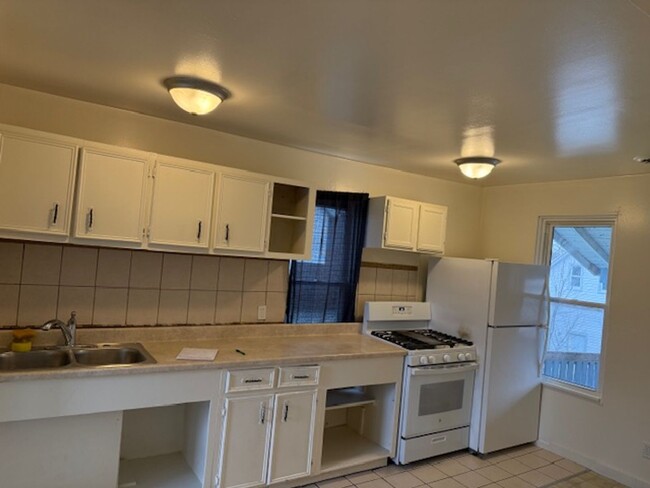 Foto del edificio - 1316 Alpine Ave NW