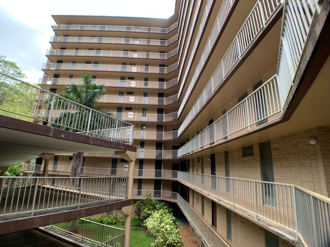 Foto principal - $2100/mo 2BR/1BA/2PKG, Mililani (Waikalani...