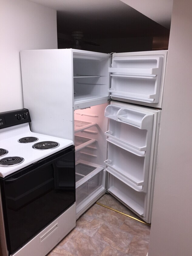 226 Upshur St NW Unit Basement Efficiency, Washington, DC 20011