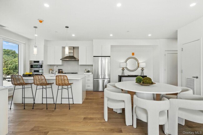 Foto del edificio - 402 Halstead Ave