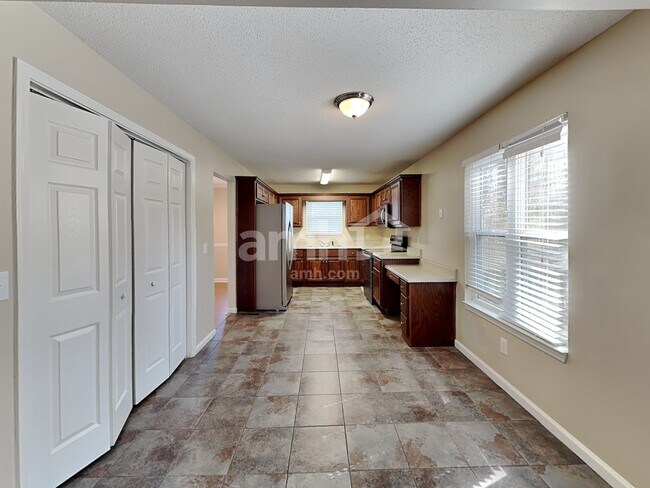 Foto del edificio - 117 Bainbridge Ct