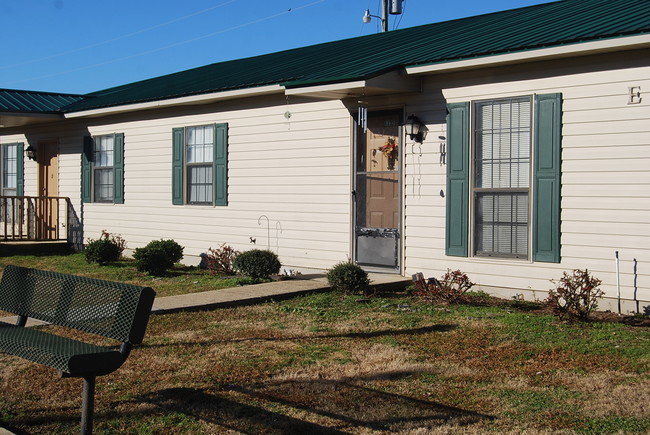 Foto del edificio - Lakewood Village