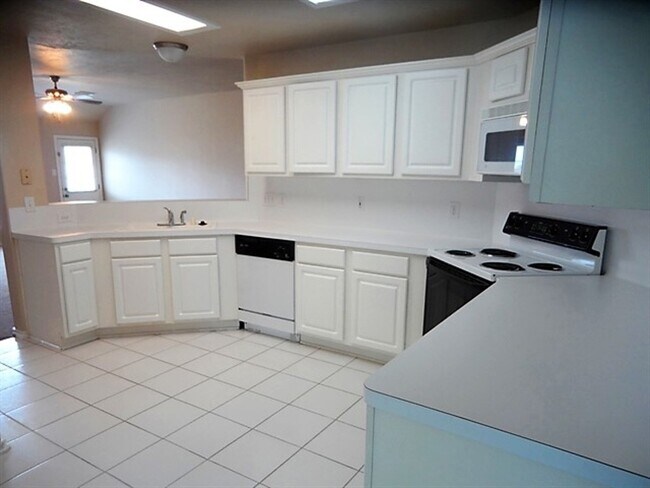 Foto del edificio - 19711 Indian Cherry Forest Ln