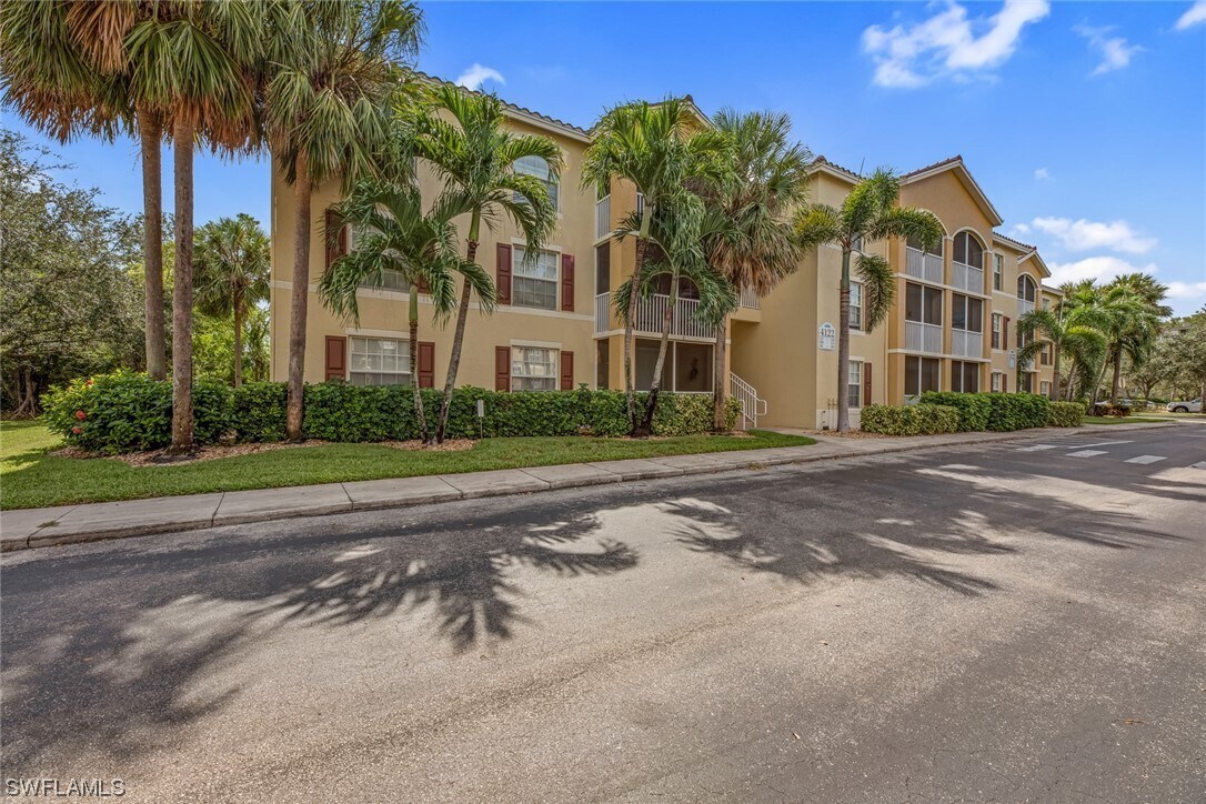 4122 Residence Drive Unit 119, Fort Myers, FL 33901 Condo for Rent in