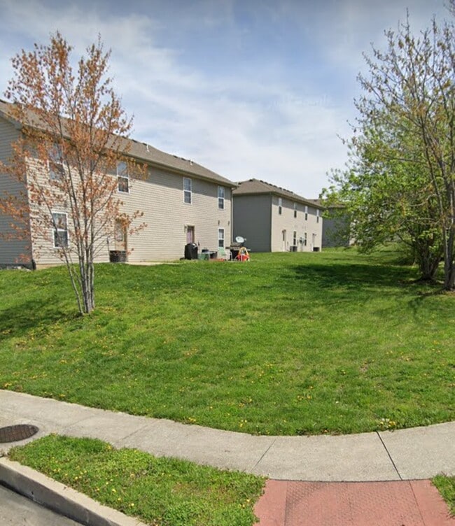 Building Photo - 3902 Snowy Owl Dr