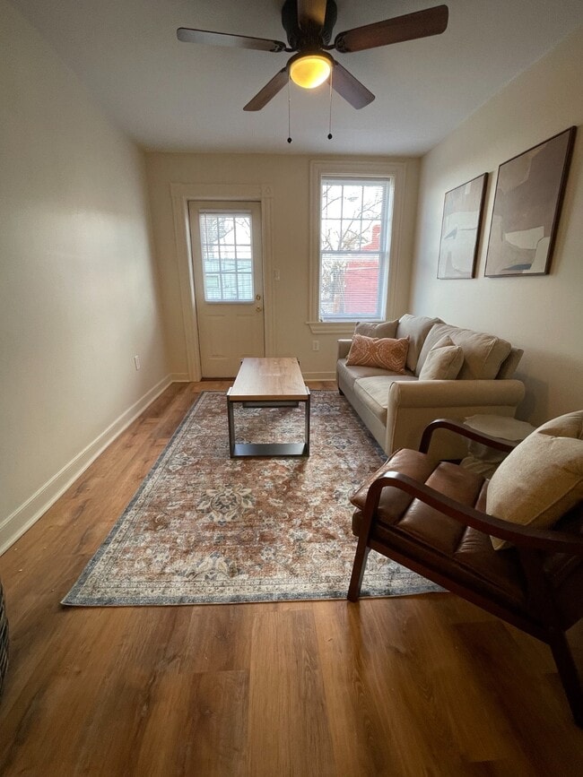 Building Photo - 411 Gilmer St