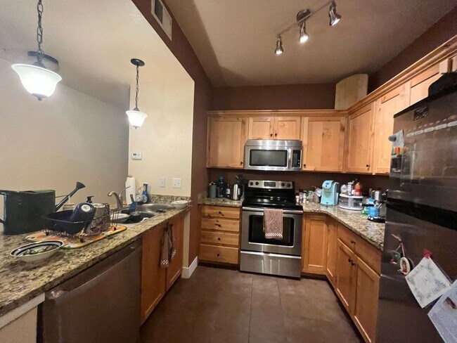 Foto del edificio - Fantastic Condo in Central Fort Collins