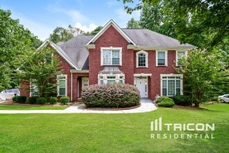 Building Photo - 110 Johns Creek Ln