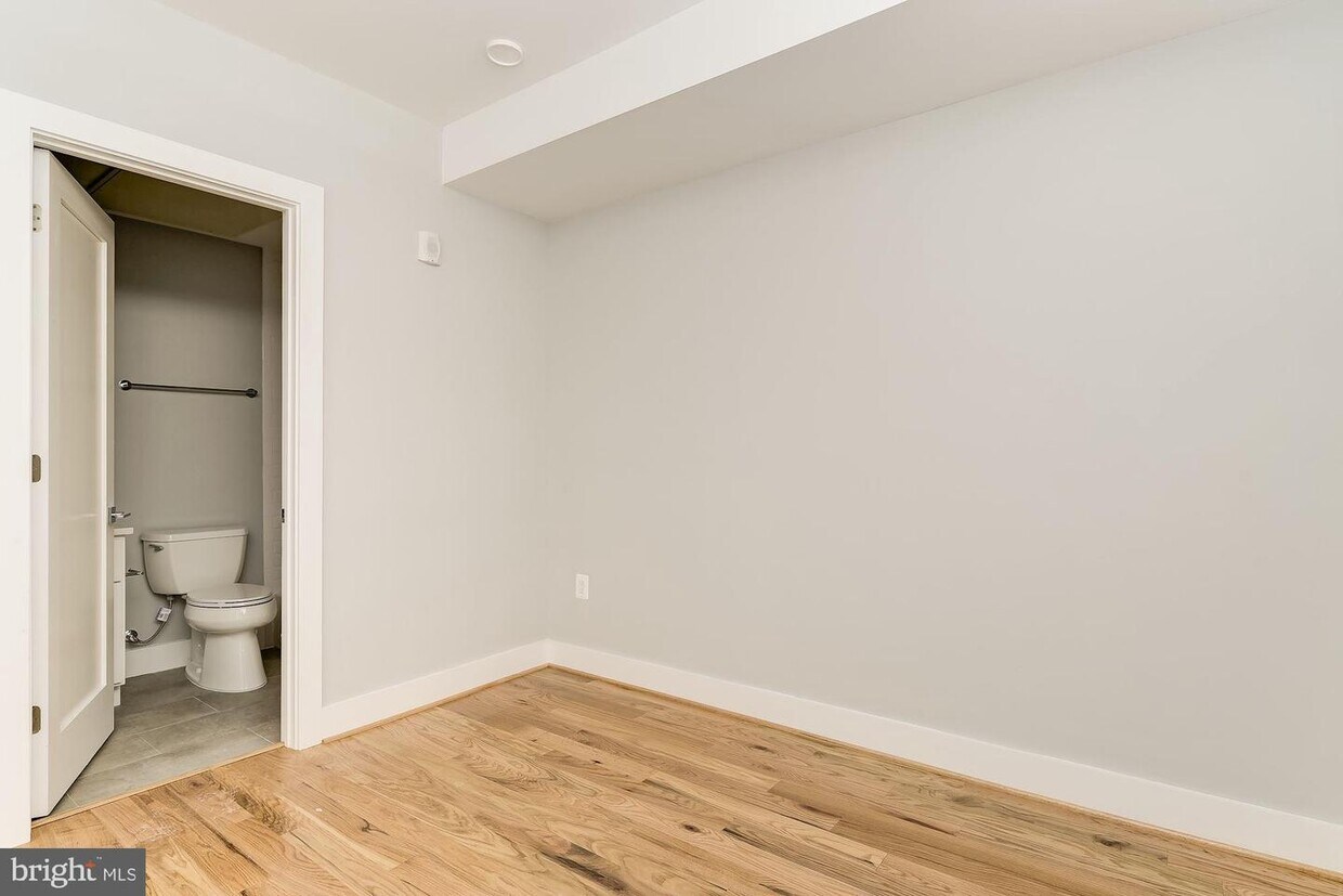 911 Evarts St NE Unit 3, Washington, DC 20018 Apartment for Rent in