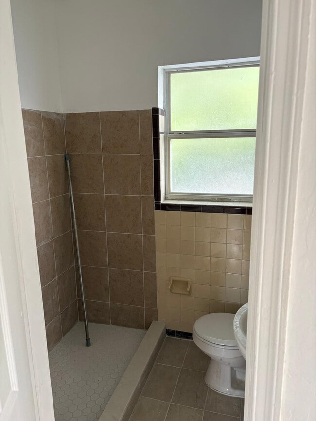 Bathroom - 631 S J St