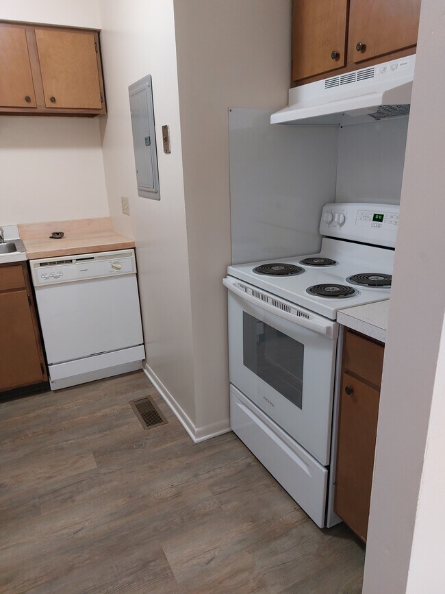 Village West Apartments Apartments in Niles, MI