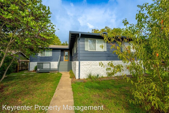 Building Photo - 4 br, 2 bath House - 7406 Crystalbrook Dr