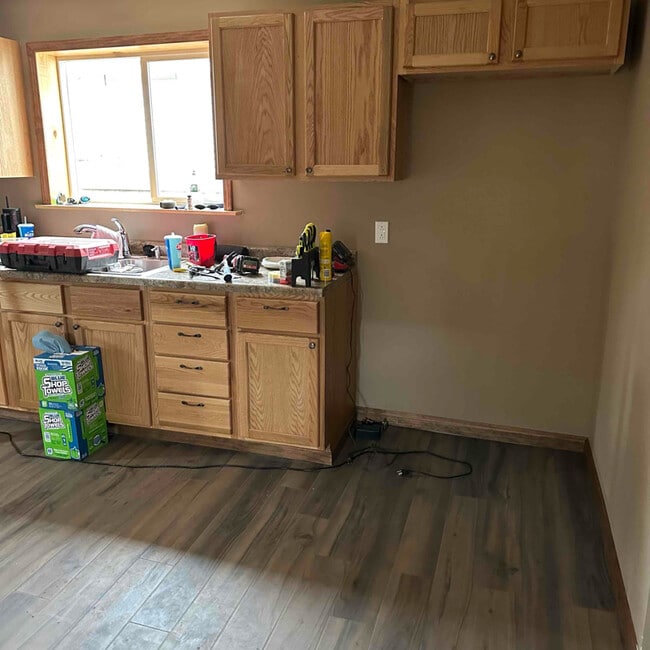 Foto del edificio - 525 N Main St