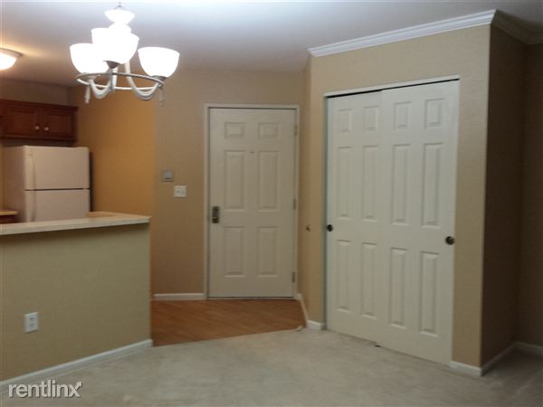 Fotografía del edificio - 3326 Devonwood Hls NE