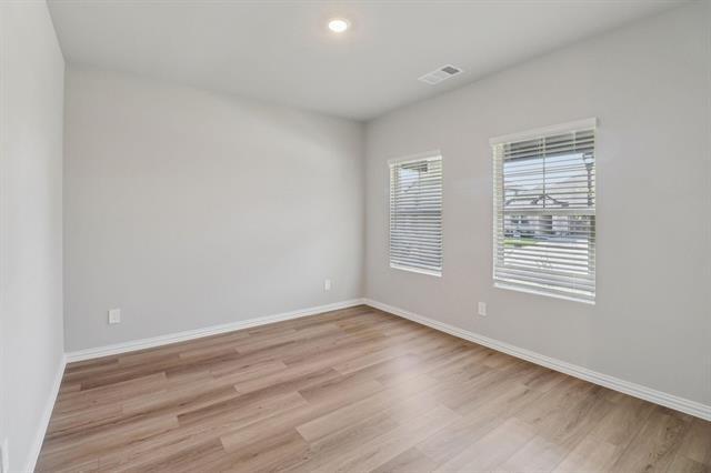 Foto del edificio - 612 Marigold Hl Wy