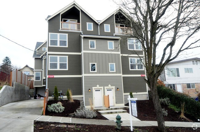 Foto del edificio - 814-822 28th Ave S