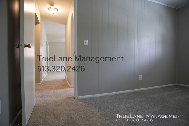 Building Photo - Ready now! 3 bedroom home with basement!