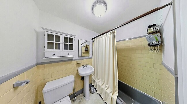 Foto del edificio - Desirable apartment in Brookline