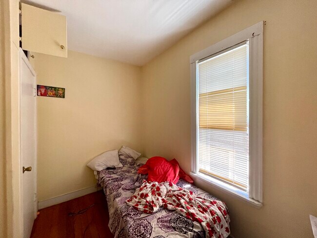 Foto del edificio - 49 Beech Glen St