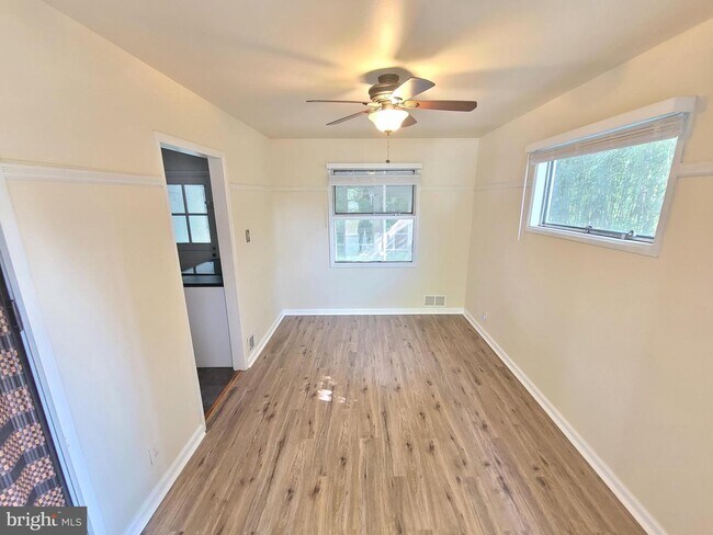 Foto del edificio - 3422 Floral St