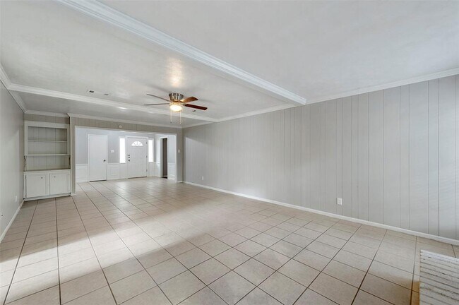 Building Photo - 7711 Fountaingrove Ln