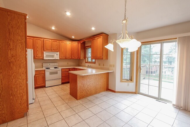 Foto del edificio - 4901 S Ash Grove Ave