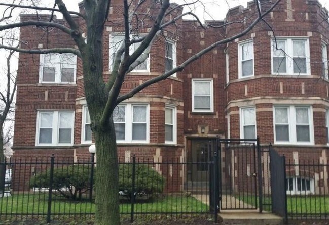 Building Photo - 1651 W 76th St