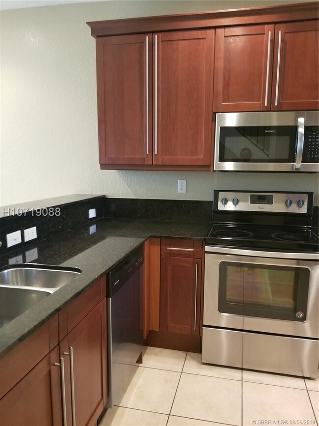 Foto del edificio - 5147 NW 30th Ln