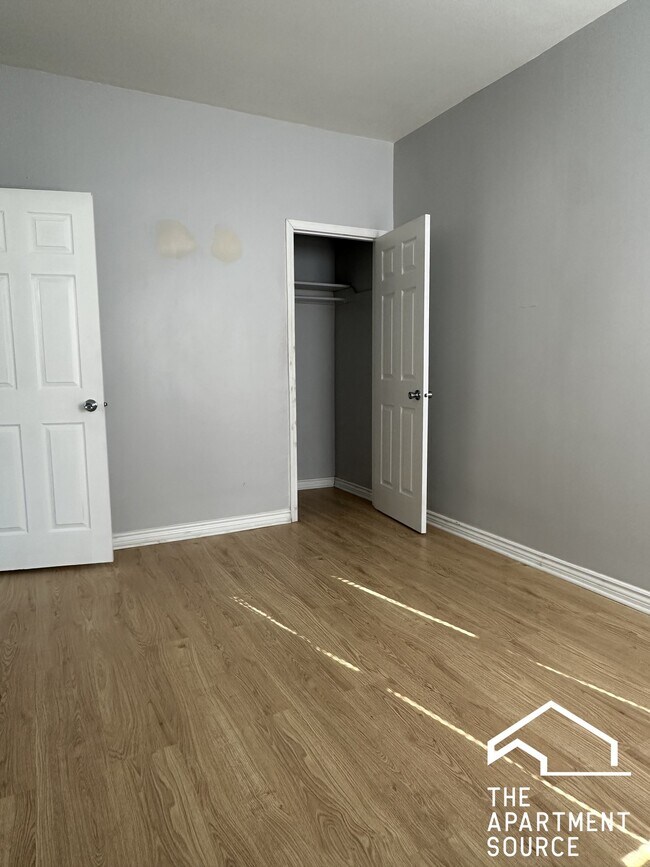 Foto del edificio - 4033 W Crystal St