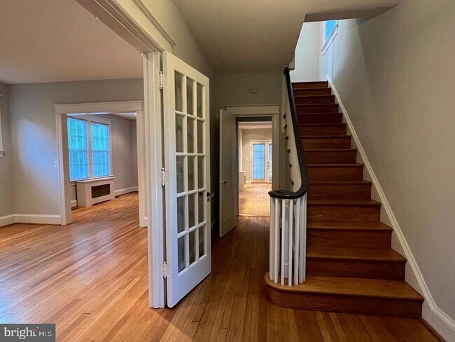 Foto del edificio - 3711 Warren St NW