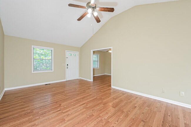 Foto del edificio - 1610 Summit Ridge