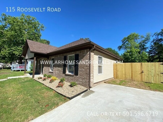 Building Photo - 115 Roosevelt Rd