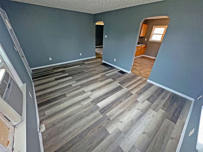 Building Photo - 3 br, 1 bath House - 2357 Bancroft Street