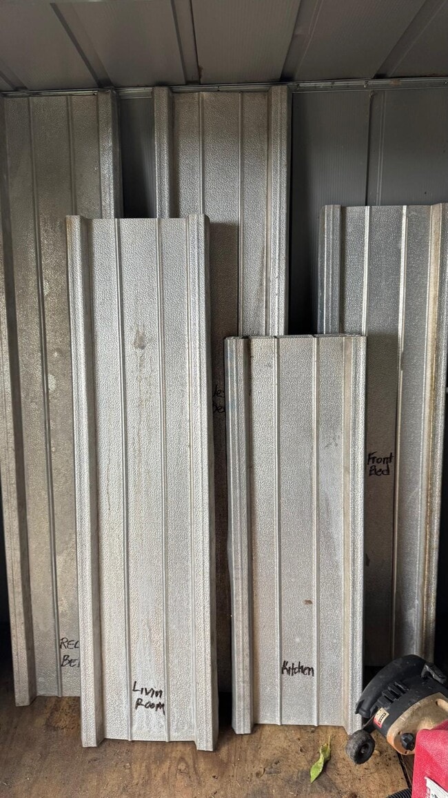 Building Photo - 14799 SW 71st Ln