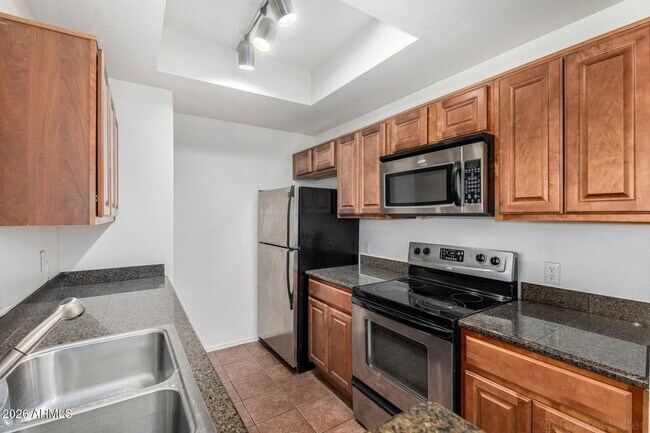 Foto del edificio - Elevated Views, 1bd, 1bth Condo