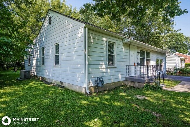 Building Photo - 4318 Edgin Ave, Louisville, KY 40216