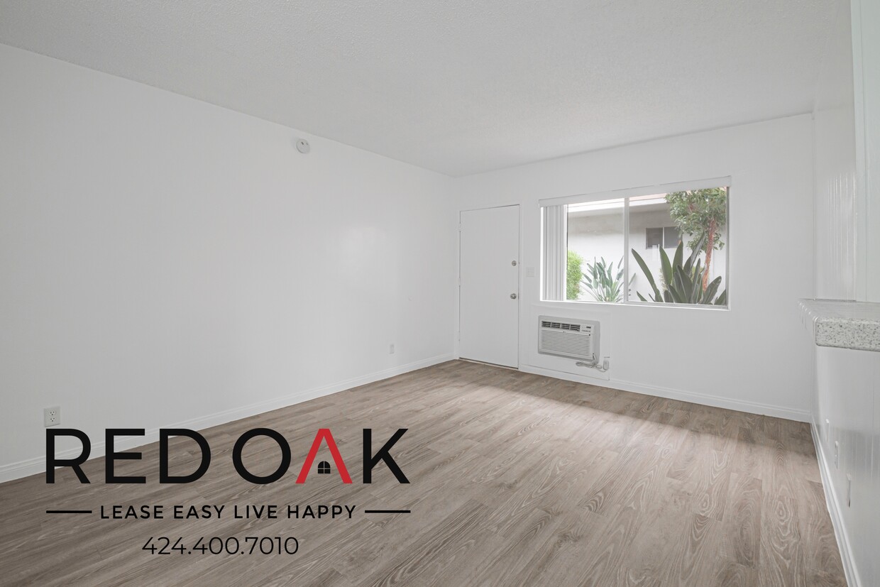 Foto principal - 630 N Cerritos Ave