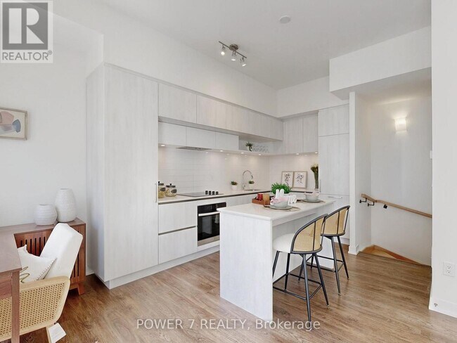 Photo du bâtiment - 14 David Eyer Rd