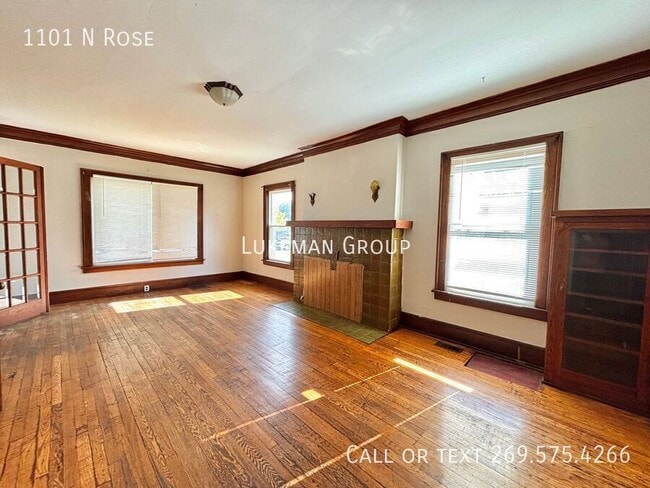 Foto del edificio - 1101 N Rose-