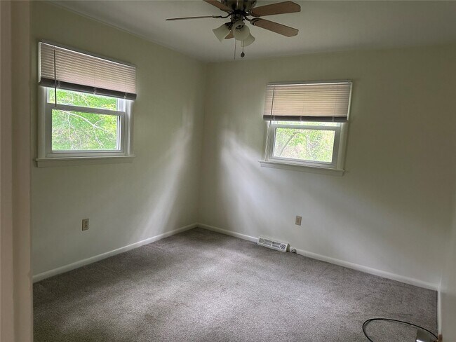 Foto del edificio - 4034 Chilton Ct