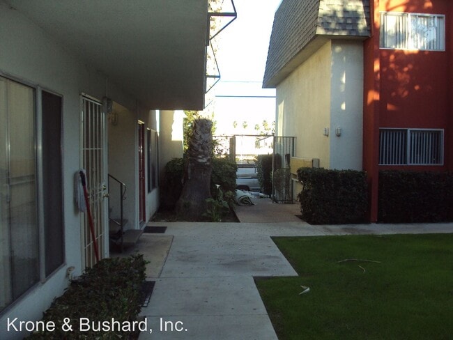Building Photo - 750 11th St
