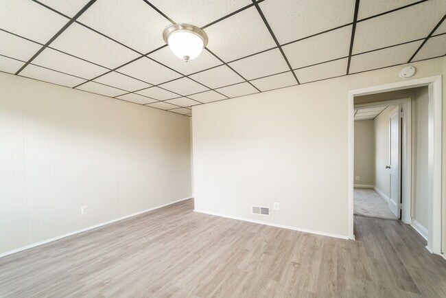 Foto del edificio - 1917 Searles Rd